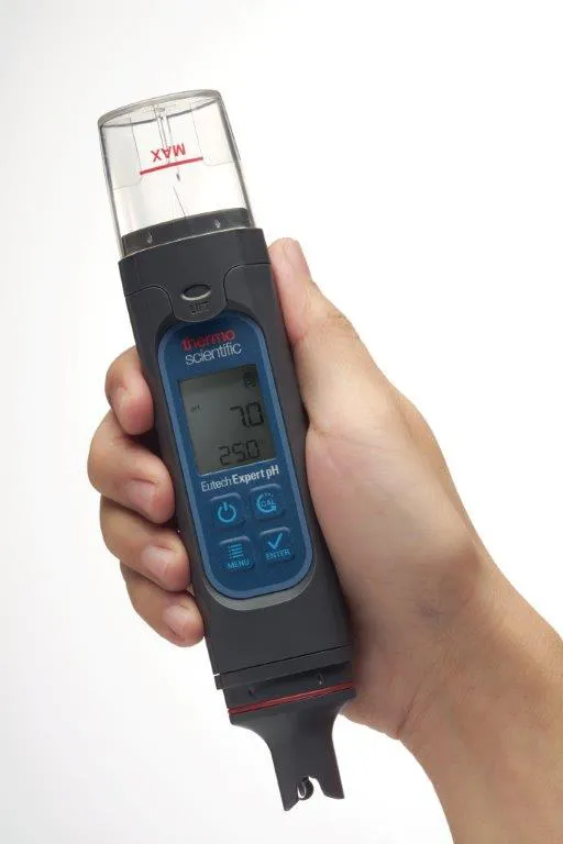 Waterproof EXPERTPH pH / Temperature Meter with ATC